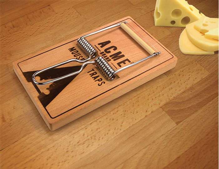 Oh Snap Cheeseboard and Cutter