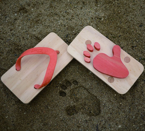 Ashiato Animal Print Beach Sandals