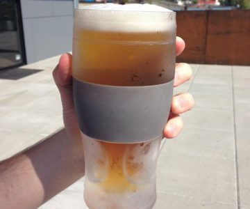 Freeze Cooling Beer Pint Glass