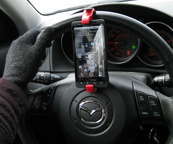 GoSmart Steering Wheel Smartphone Mount