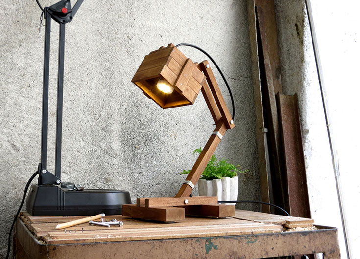 Paladim Kran VI Wooden Table Lamp