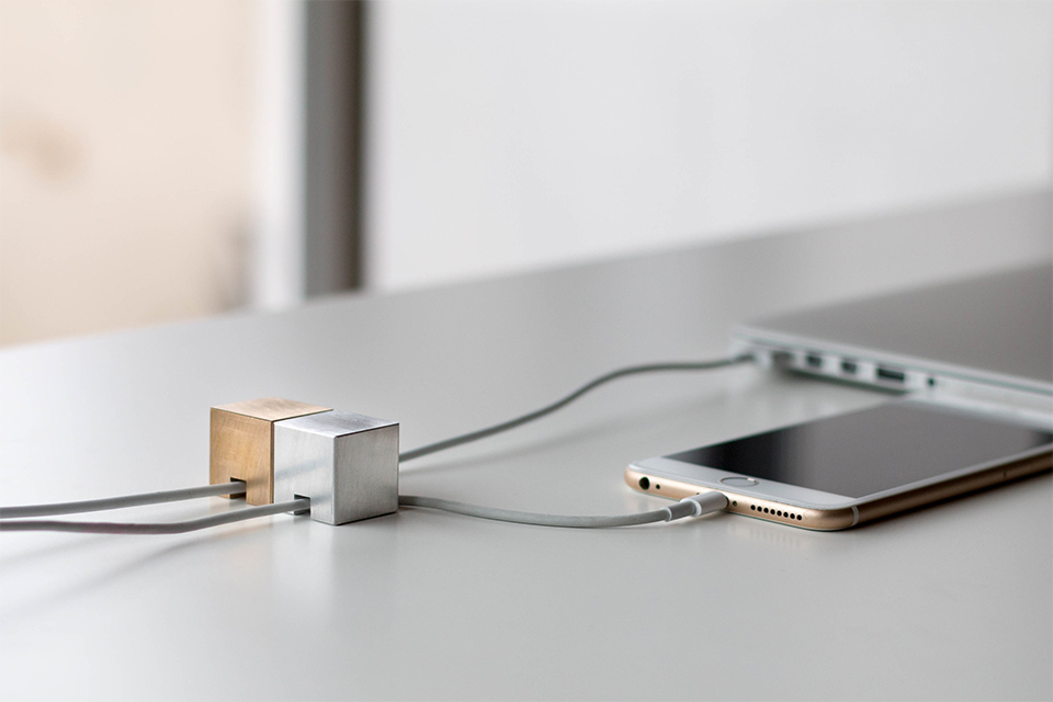 Top 5 Best Office Gadgets & Cable Management Accessories »