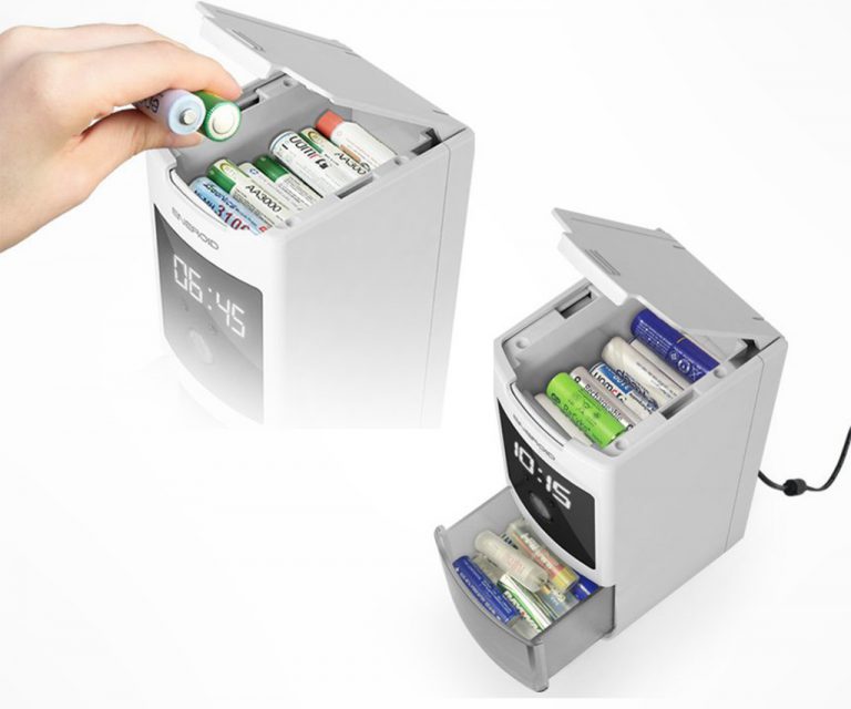 Eneroid Robotic Battery Charger