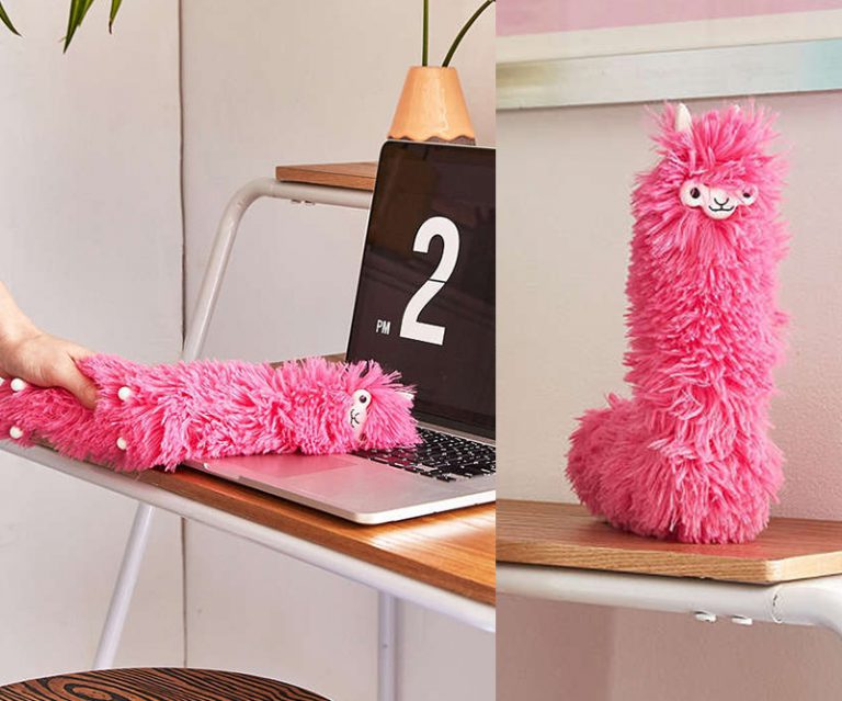 Llama Desk Duster