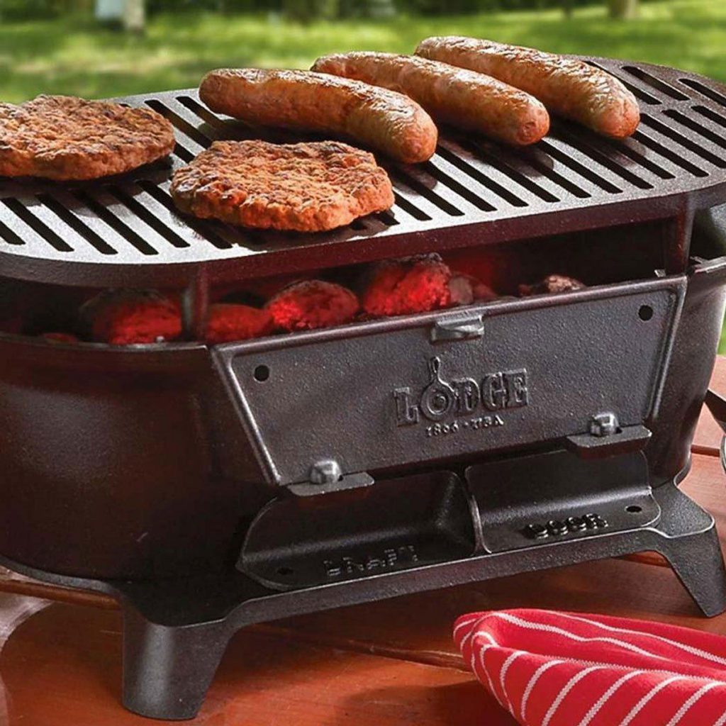 Lodge Sportsman's Charcoal Grill